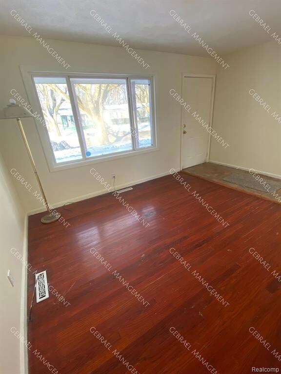 6414 Valorie Ln, Flint, MI 48504 - photo 7