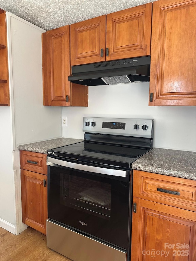 1151 Bowling Green Dr, Clover, SC 29710 - photo 5