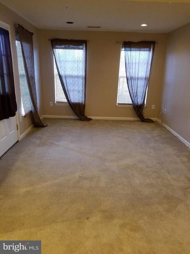 1402 Pangbourne Way, Hanover, MD 21076 - photo 6