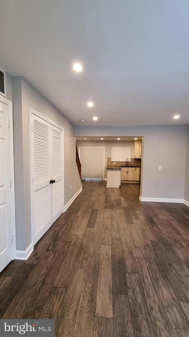 13111 Shadowbrook Ln, Fairfax, VA 22033 - photo 4