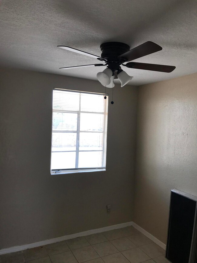 624 La Paz Dr, El Paso, TX 79915 - photo 5