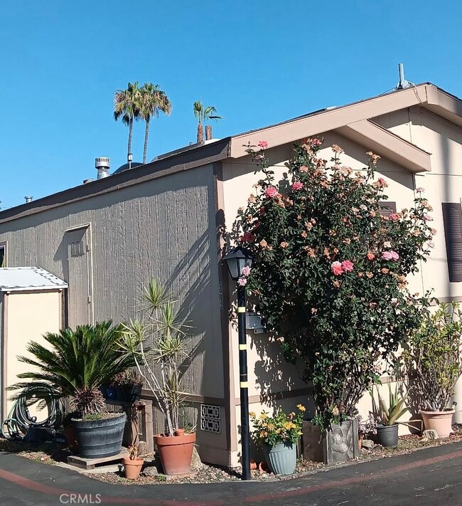 2909 Arrow Hwy unit 24, La Verne, CA 91750 - photo 2