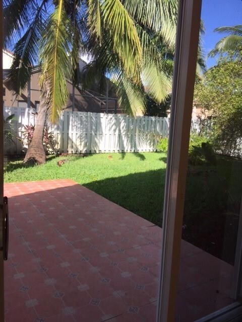 18851 SW 29th Ct, Miramar, FL 33029 - photo 5