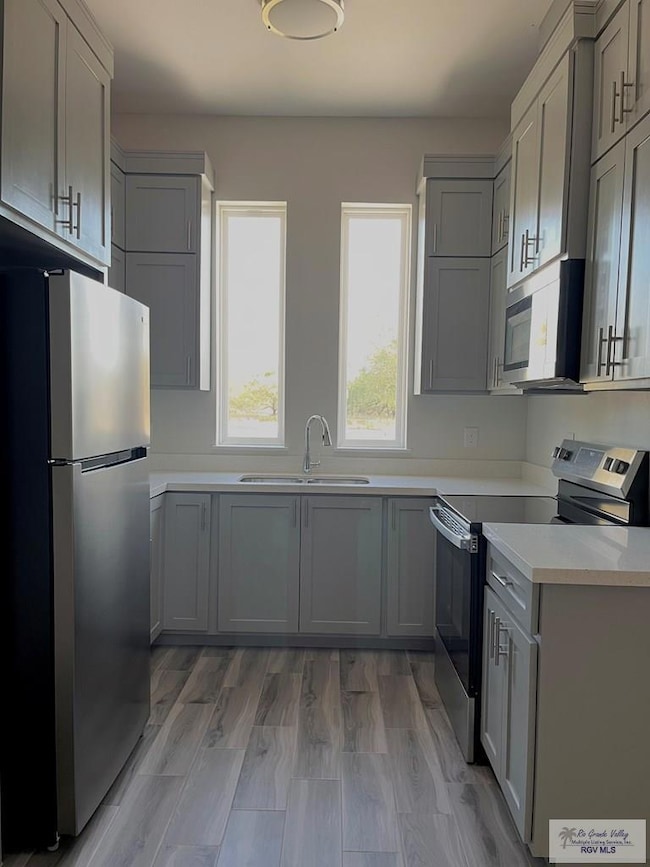 107 Willacy Ave unit A, Brownsville, TX 78526 - photo 4