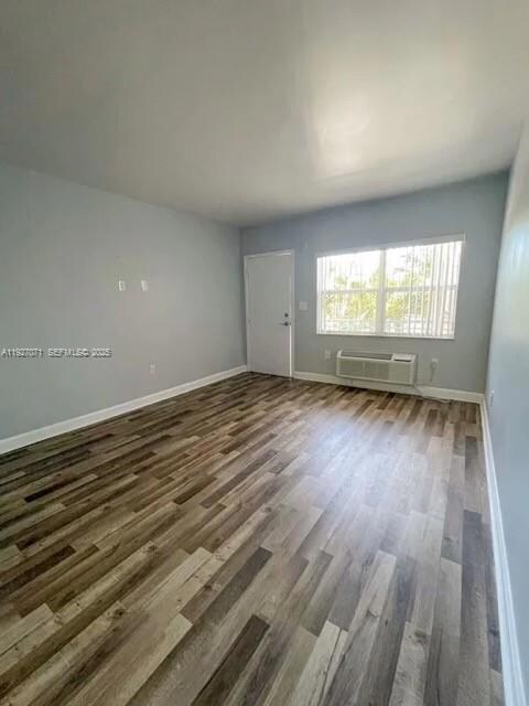8000 NE Bayshore Ct unit 204, Miami, FL 33138 - photo 5