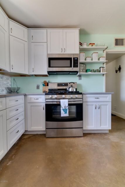 Kitchen2 1925 E Palm Ln
