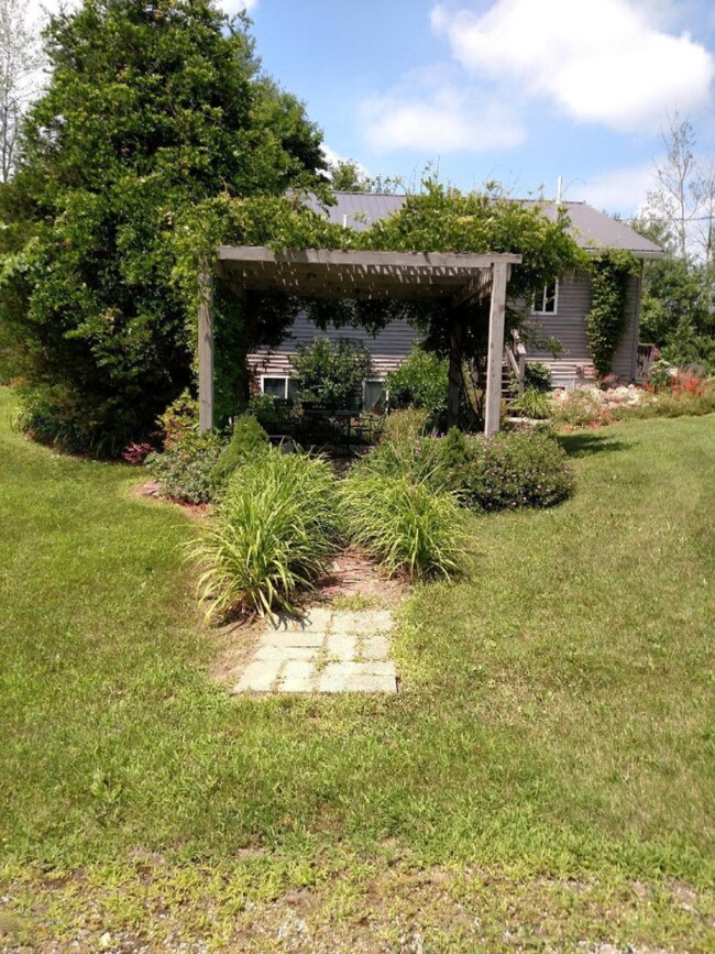 5287 side arbor close up