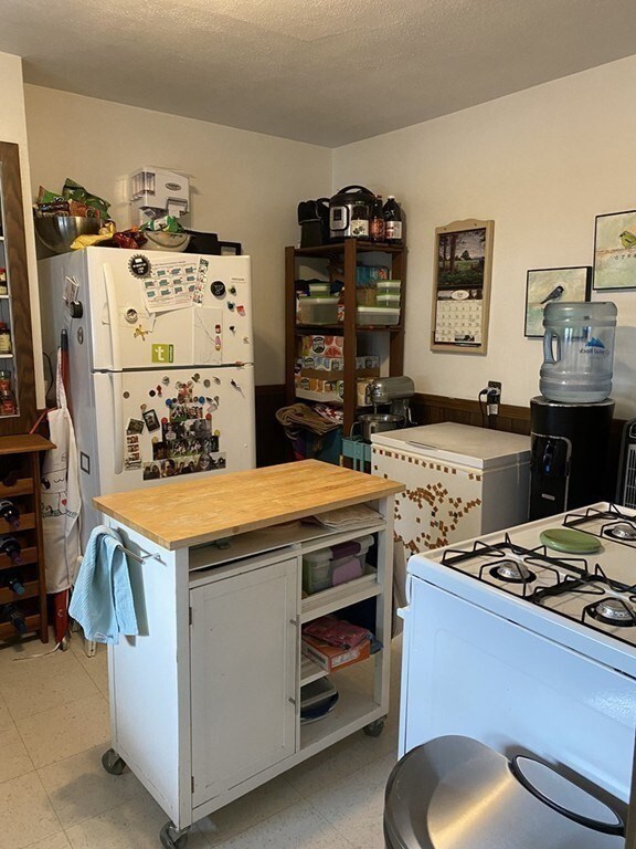 14-16 Upland Rd unit 16, Belmont, MA 02478 - photo 4