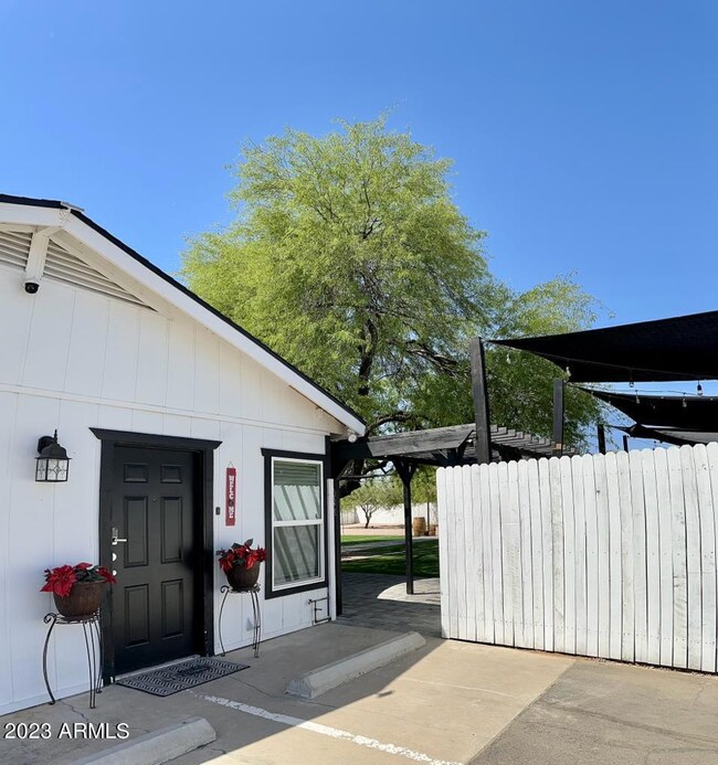 100 S Cooper Rd, Chandler, AZ 85225 - photo 3