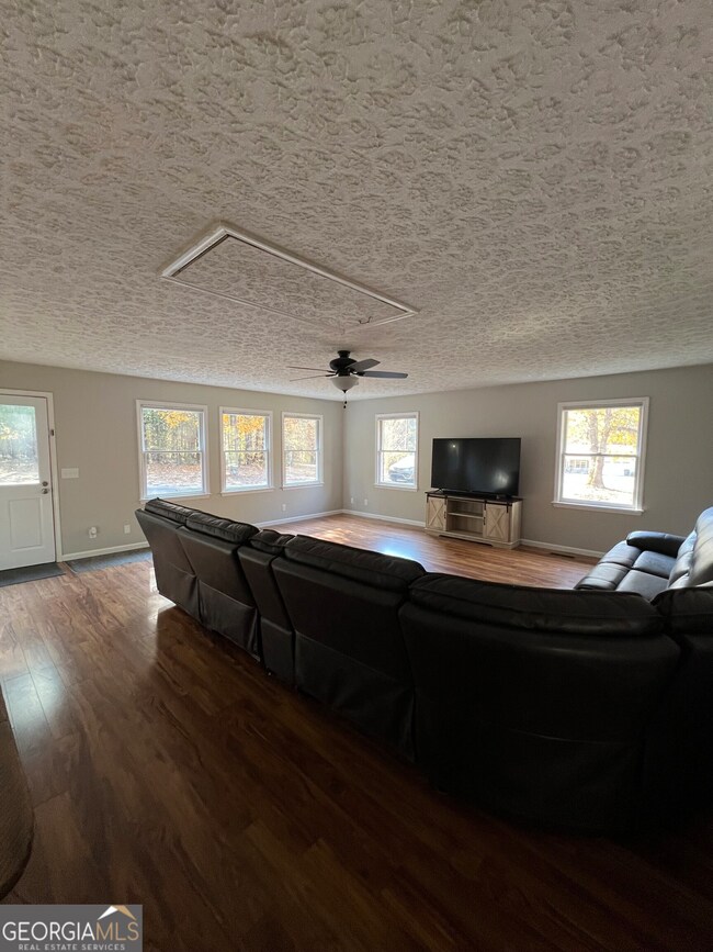 121 Wood Duck Rd, Cochran, GA 31014 - photo 7