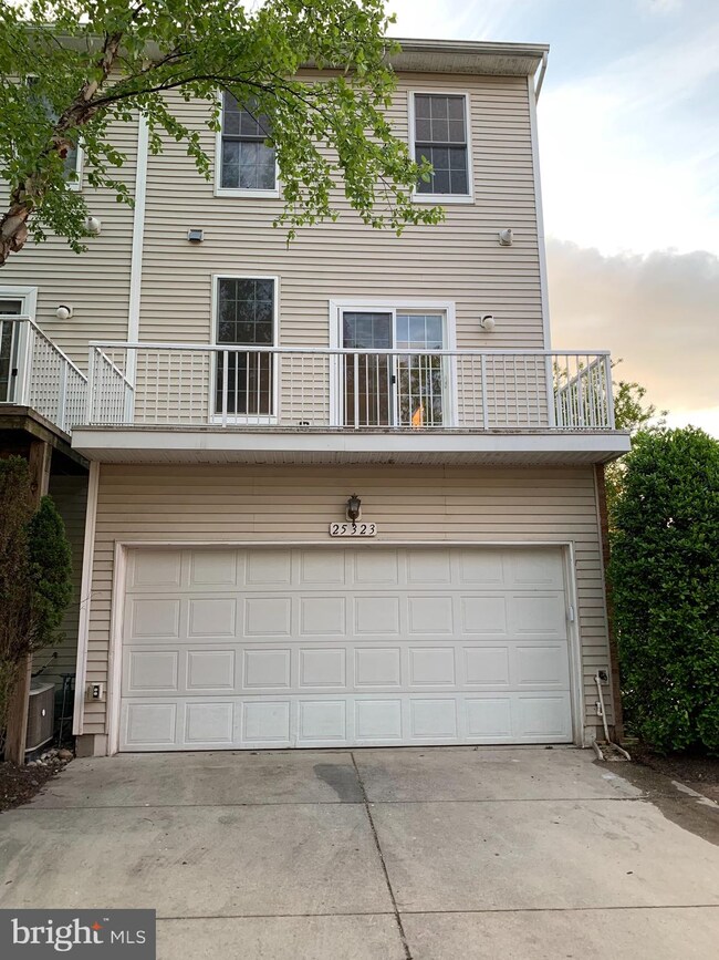 25323 Eldridge Terrace, Chantilly, VA 20152 - photo 7