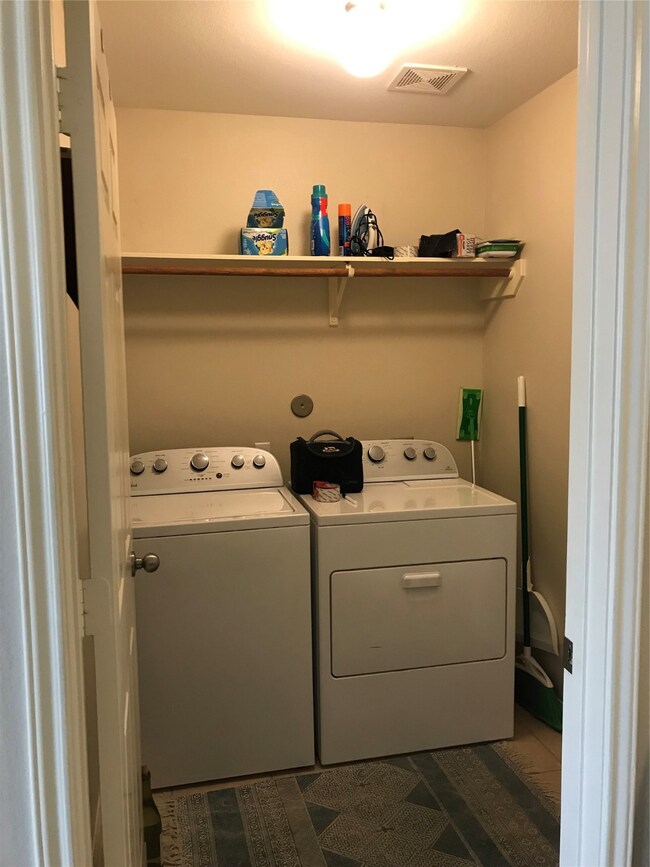 12134 Mabel Ln, Pinehurst, TX 77362 - photo 5