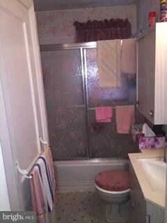 538 Lucia Ave, Baltimore, MD 21229 - photo 6