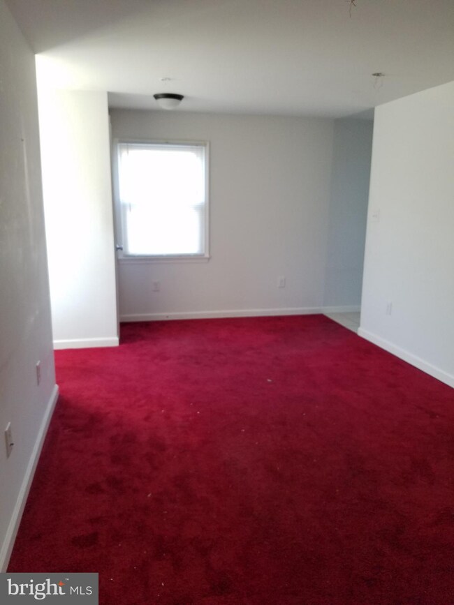 912 Montgomery St unit 102, Laurel, MD 20707 - photo 4