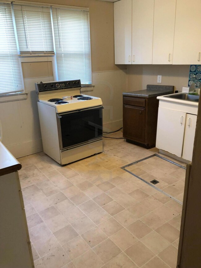 Kitchen 2