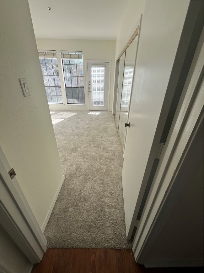 3817 Gilbert Ave unit 107, Dallas, TX 75219 - photo 6