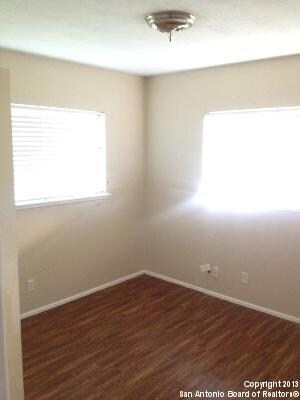 4731 Argonne Dr, San Antonio, TX 78220 - photo 4