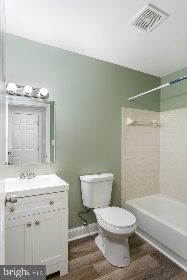 1024 N Carey St, Baltimore, MD 21217 - photo 7