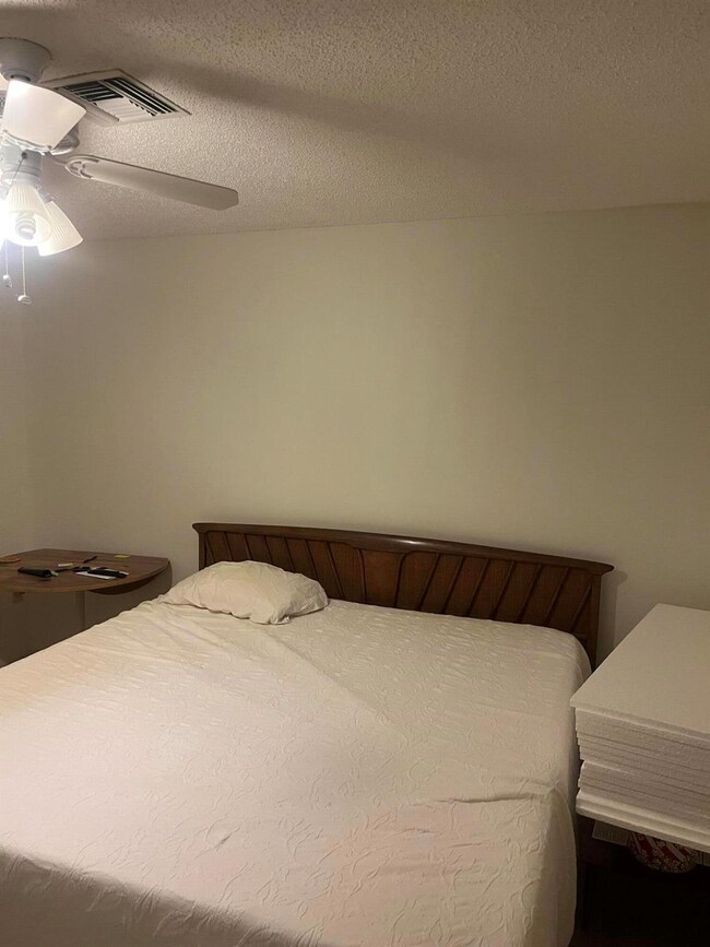 1030 Pheasant Run Dr unit B, Fort Pierce, FL 34982 - photo 7