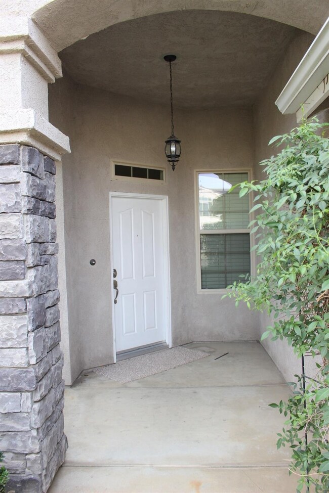 6533 E Cornell Ave, Fresno, CA 93727 - photo 4