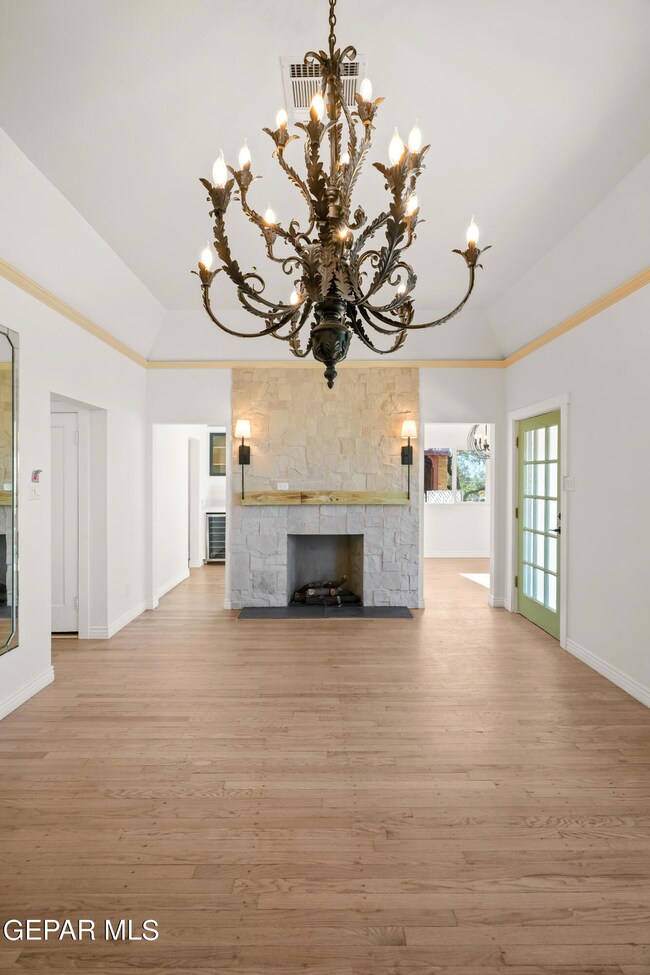 3221 Richmond Ave, El Paso, TX 79930 - photo 7