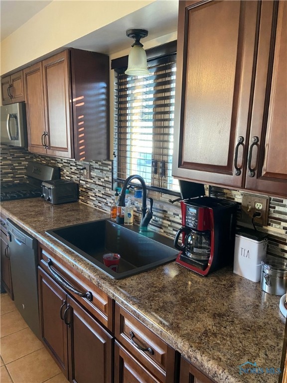 4314 288th St, Toledo, OH 43611 - photo 2