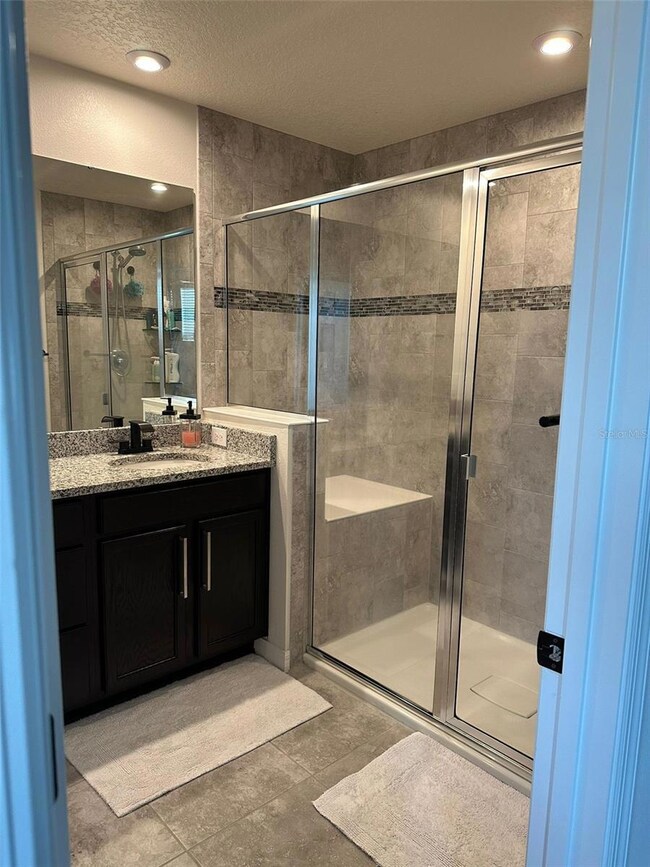 2433 Varenna Loop, Kissimmee, FL 34741 - photo 6