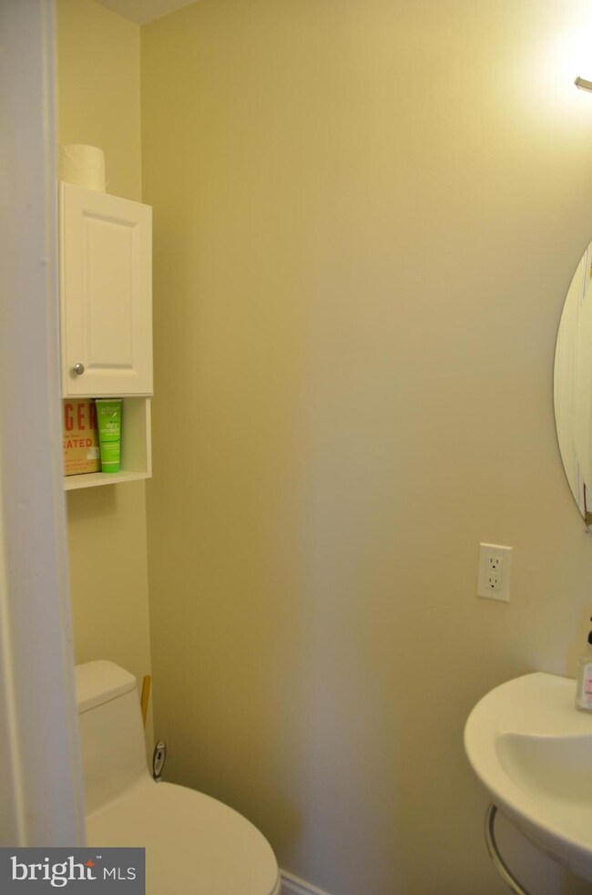 2124 E Baltimore St, Baltimore, MD 21231 - photo 5