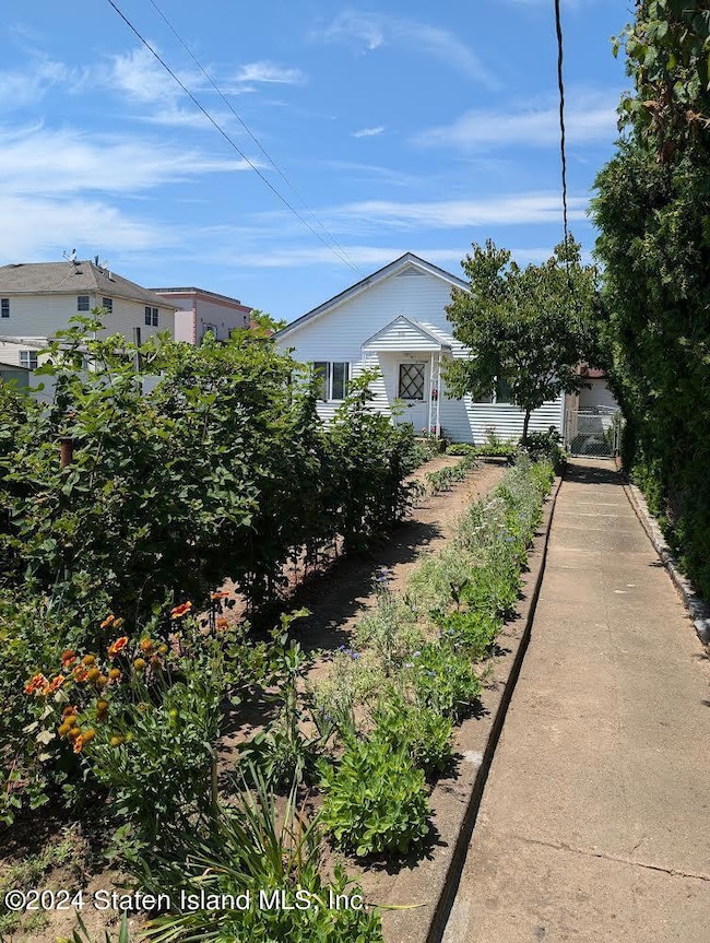 155 Olympia Blvd, Staten Island, NY 10305 - photo 3