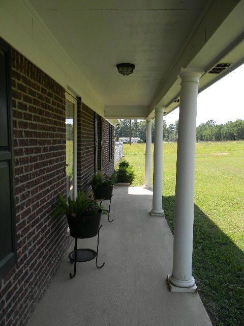 9073 Morriston Road 009