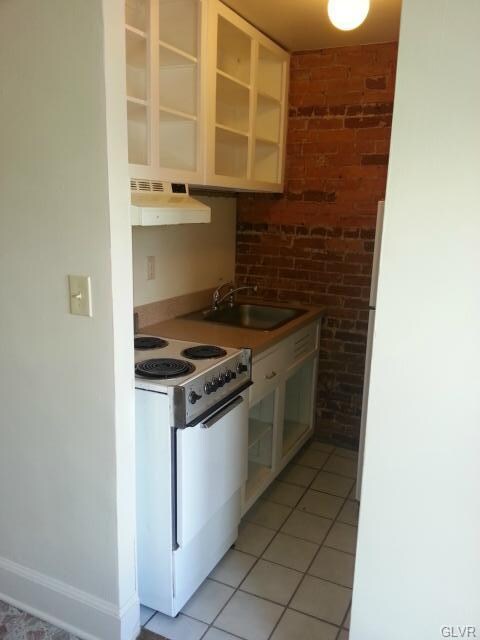 238 N 11th St unit 3, Allentown, PA 18102 - photo 7