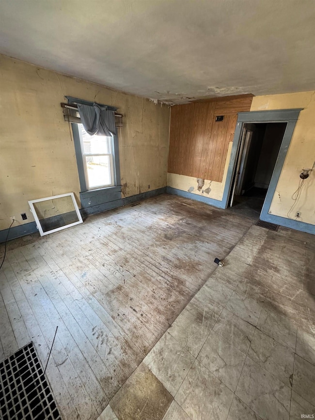 2021 Carlton Ave, Fort Wayne, IN 46802 - photo 5