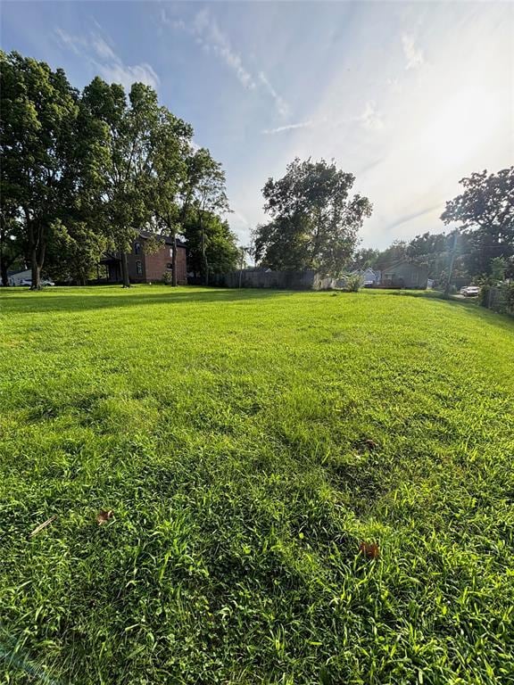 1522 9th St, Des Moines, IA 50314 - photo 2