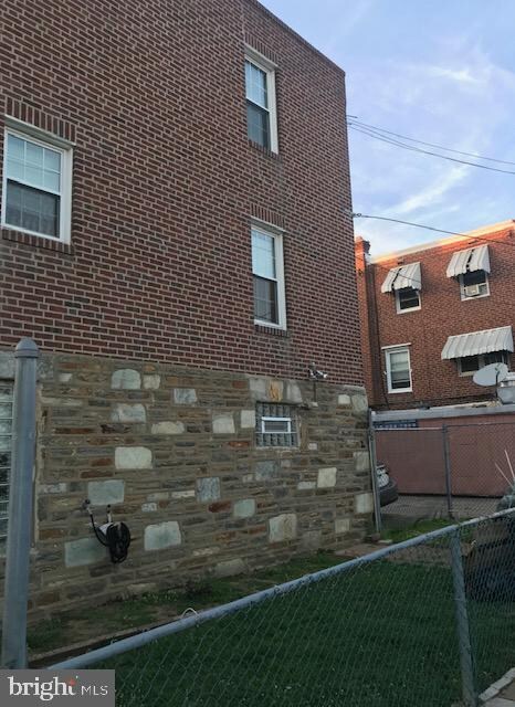 4245 Marple St, Philadelphia, PA 19136 - photo 5