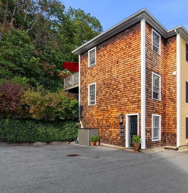 28 Elm St unit 3, Manchester, MA 01944 - photo 2