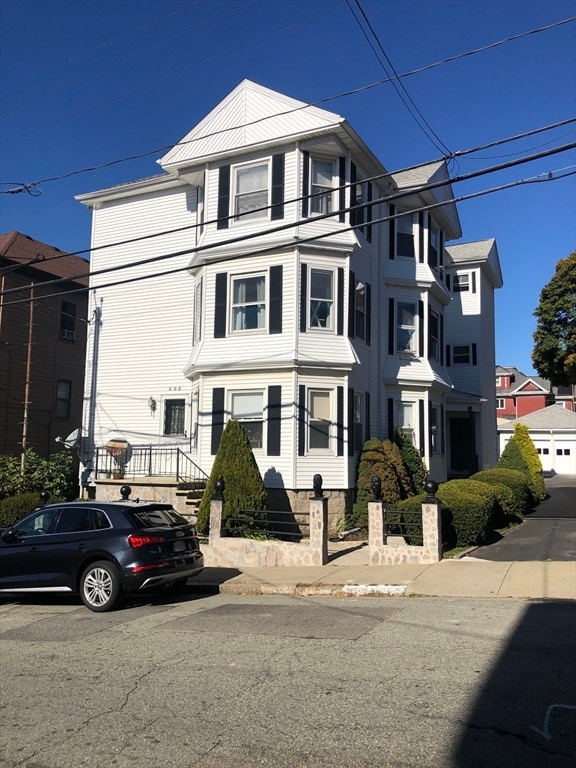 452 Osborn St, Fall River, MA 02724 - photo 2