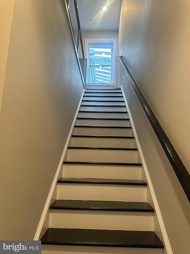 1852 3rd St NW unit C, Washington, DC 20001 - photo 2