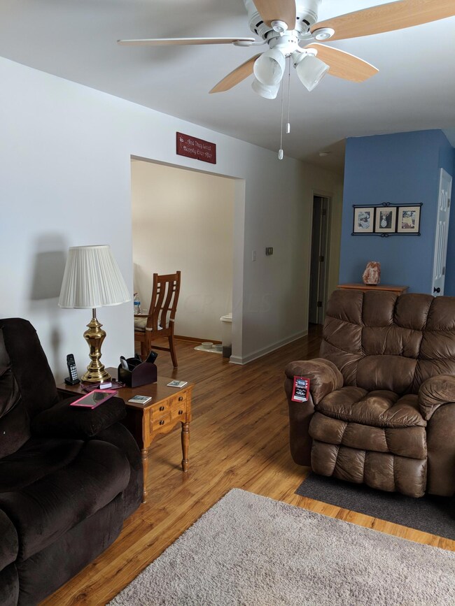 2345 Blue Valley Rd SE, Lancaster, OH 43130 - photo 7