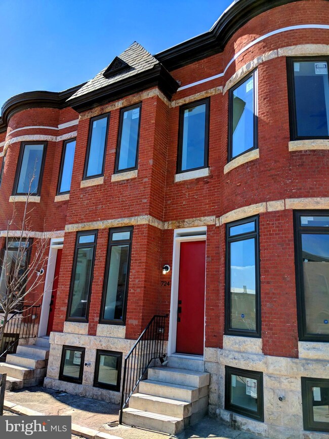 724 N Patterson Park Ave, Baltimore, MD 21205 - photo 2