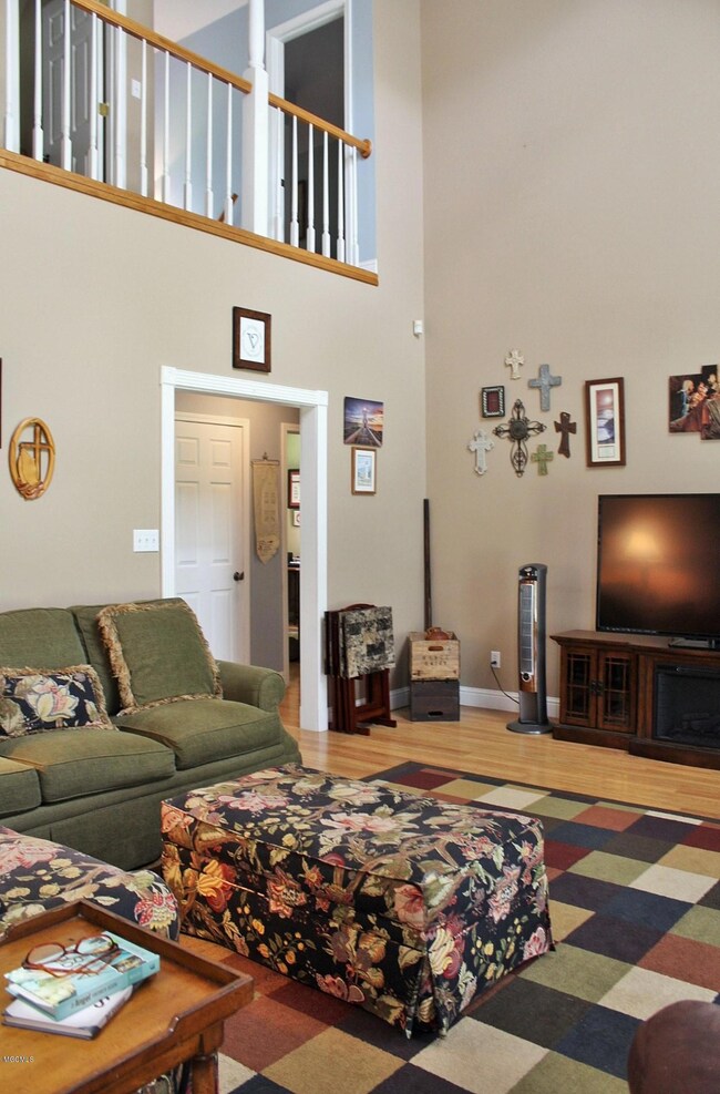 5-Living Room