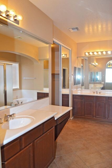 25 Master Bathroom