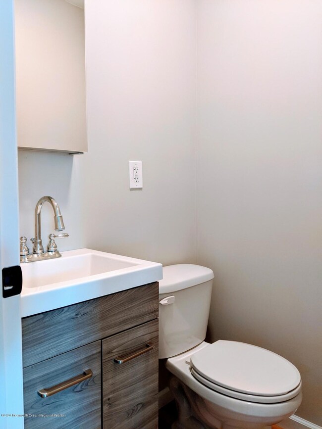 609 Higgins Ave unit 4, Brielle, NJ 08730 - photo 4