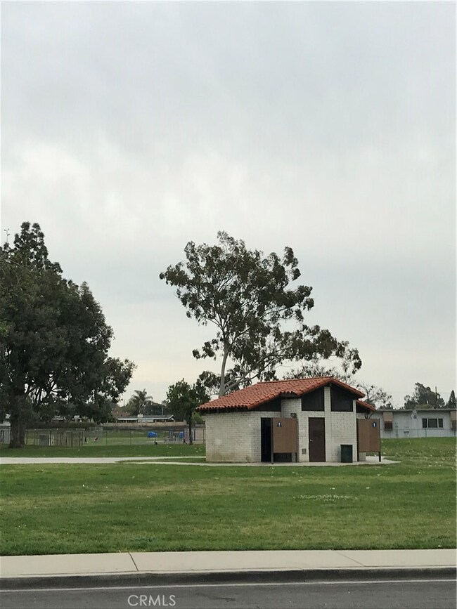 5417 Mead Dr, Buena Park, CA 90621 - photo 3