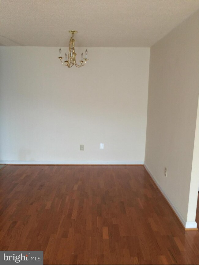 5100 F St SE unit 9, Washington, DC 20019 - photo 4
