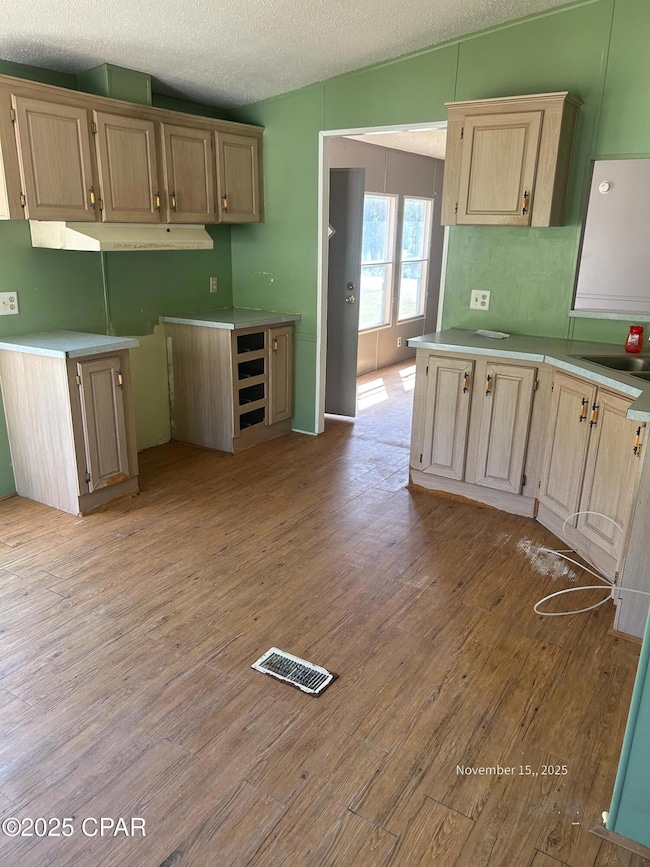 1105 13th St, Southport, FL 32409 - photo 3