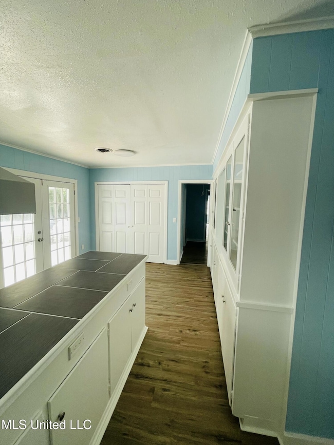 233 Colonial Dr, Jackson, MS 39204 - photo 4