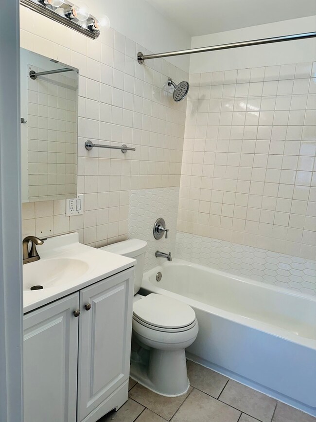 6734 W Dakin St unit 2F, Chicago, IL 60634 - photo 6