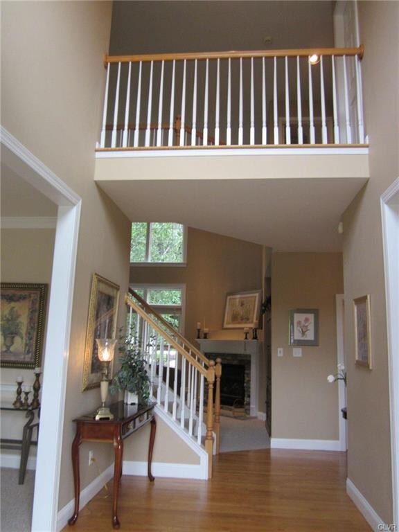 7254 Lochhaven St, Allentown, PA 18106 - photo 2