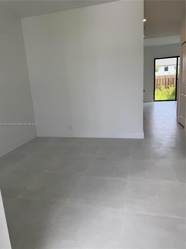 18963 SW 345th Terrace unit 18963, Homestead, FL 33034 - photo 2