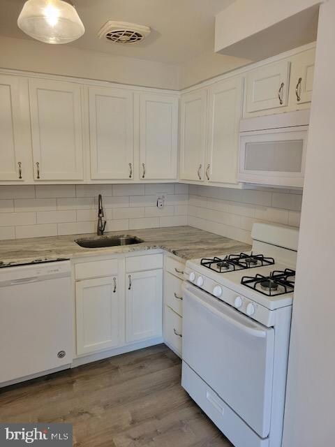 321 Chapel Ave unit B, Claymont, DE 19703 - photo 2